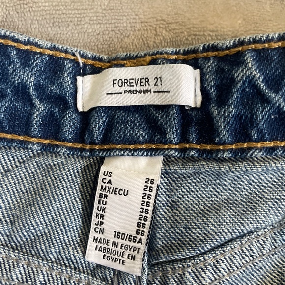 FOREVER 21 JEAN SHORTS - Picture 3 of 4